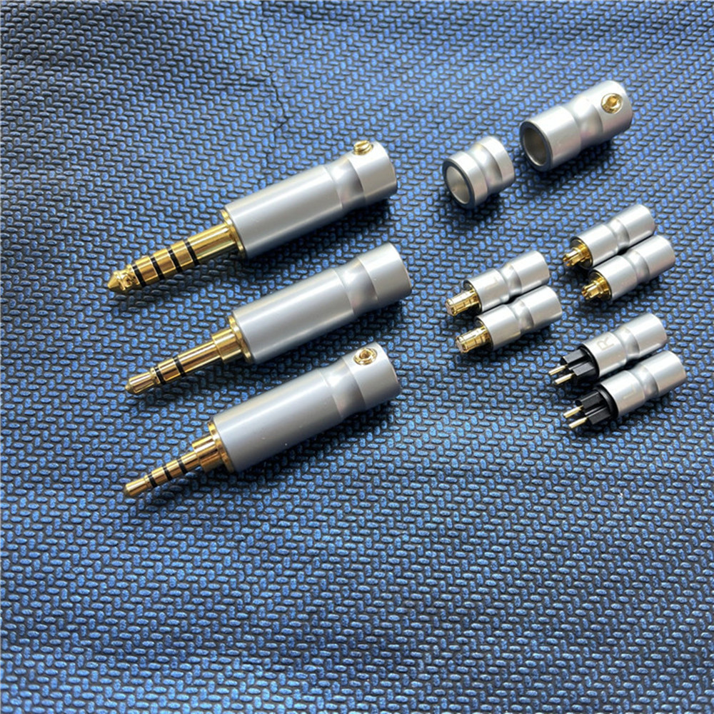 One Set 2.5mm 3.5mm 4.4mm Earp - مراجعة Earphone Splitter Jack وسعره